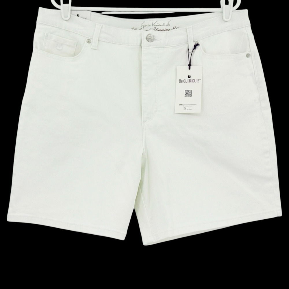 Gloria Vanderbilt Women's Amanda White Slimming Stretch Denim Shorts Plus 18 NWT